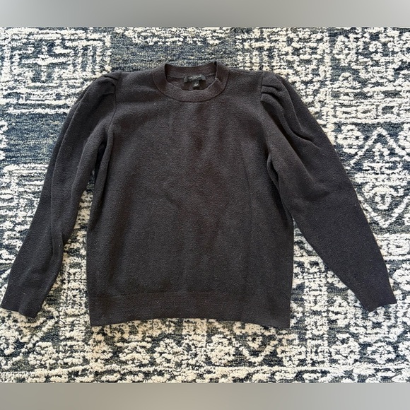 Clothes Bundle - Picture 4 of 9